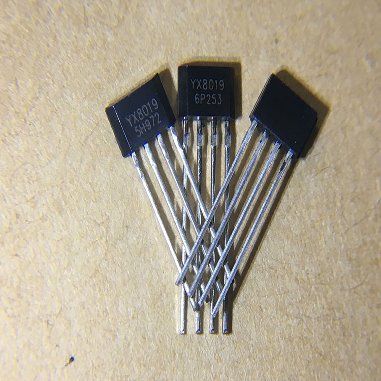 YX8019 太阳能草坪灯IC