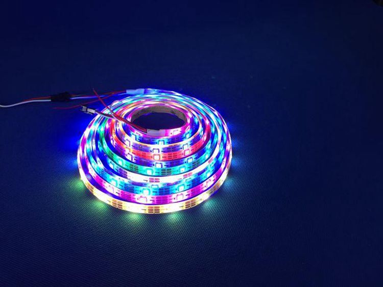 APP智能蓝牙多色灯方案 /BLE蓝牙智能幻彩灯控方案 /智能照明系统方案 /低能耗幻彩灯方案